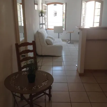 Daire Toe.location*grand T1 Bis*hyper Centre Et Port